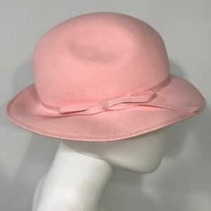 Vintage Georgi Pink Wool Felt Hat Bow Detail Feminine Coquette Retro‎ Power Pink